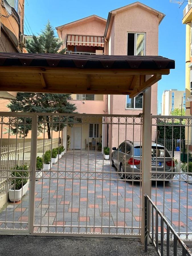טיראנה Villa Apartments S&F City Centre מראה חיצוני תמונה